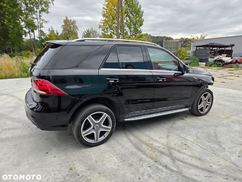 Mercedes-Benz GLE 350 d 4Matic 9G-TRONIC AMG Line - 7
