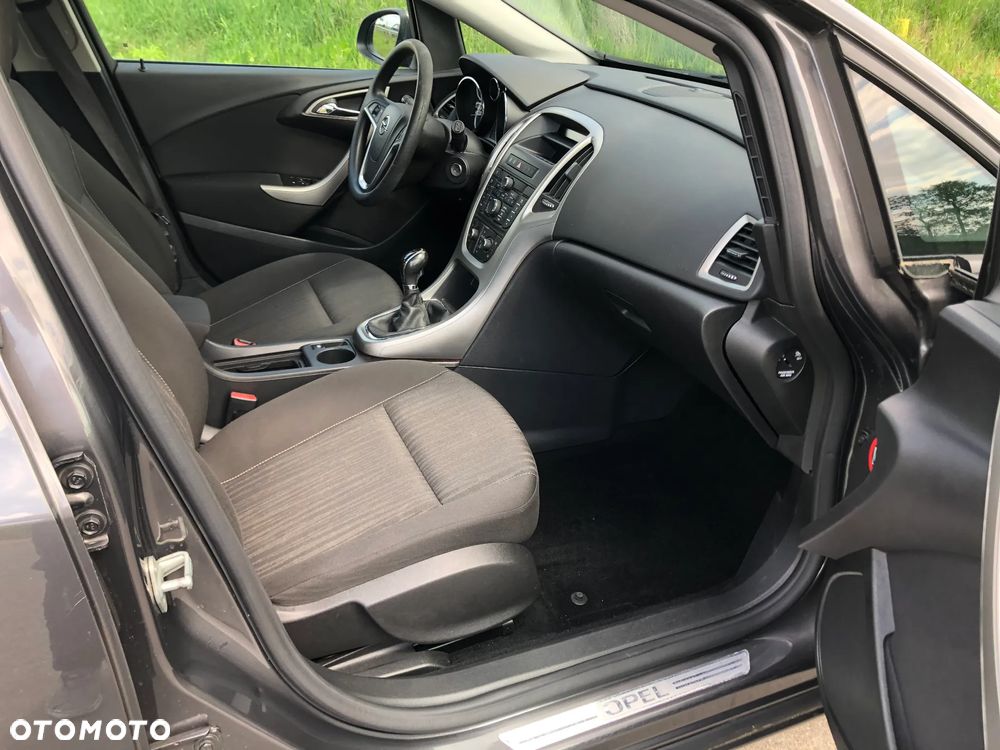 Opel Astra 1.4 ecoFLEX - 13