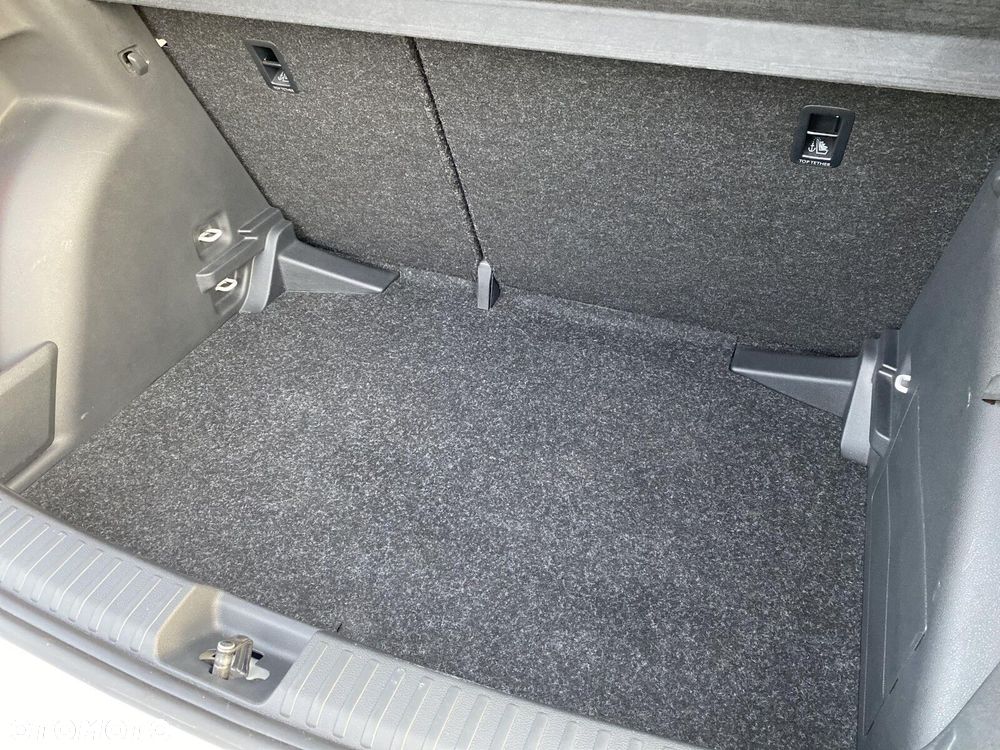 Skoda Fabia 1.0 Ambition - 31