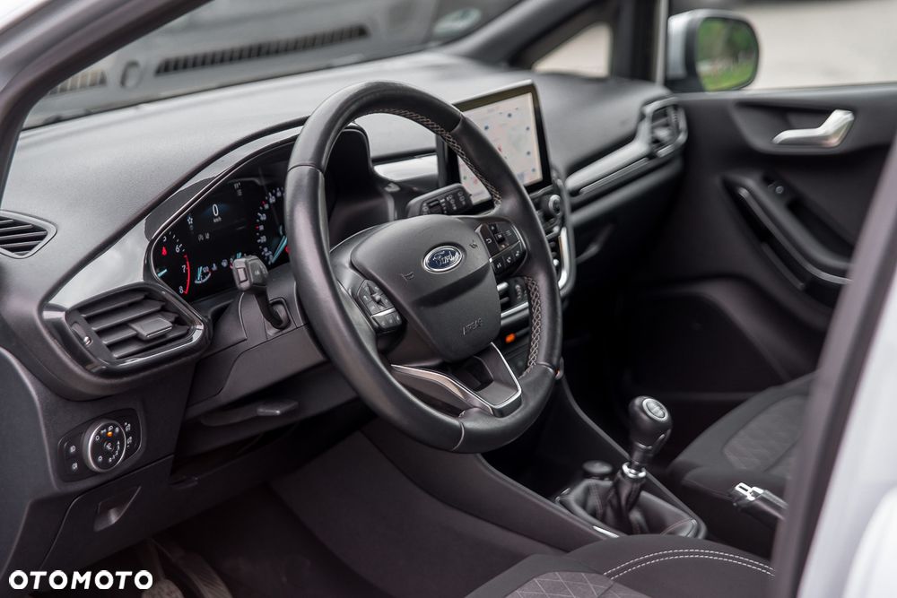 Ford Fiesta - 26