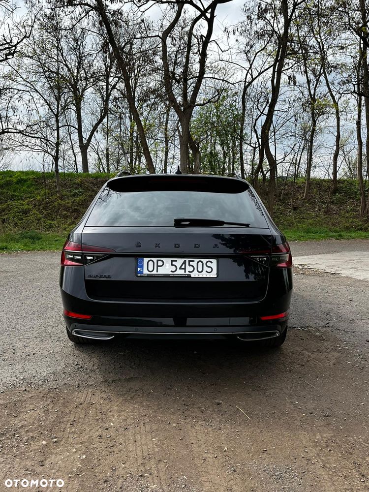 Skoda Superb 2.0 TDI SCR 4x4 Sportline DSG - 8