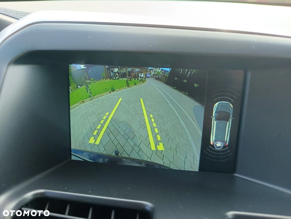 Volvo XC 60 D4 Geartronic Momentum - 29