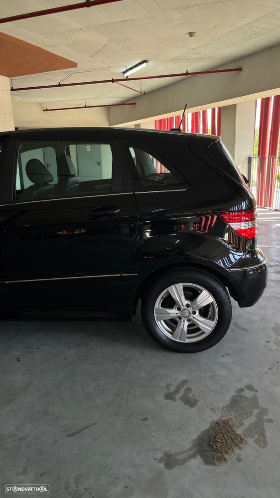 Mercedes-Benz B 180 CDI - 8