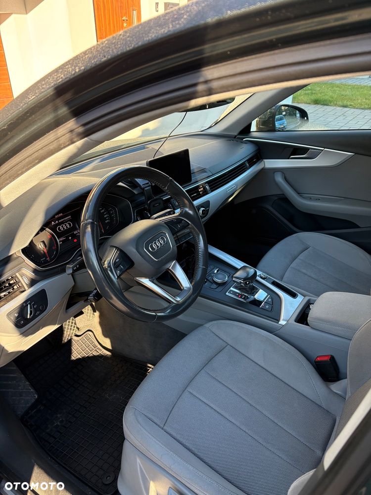 Audi A4 Allroad - 12
