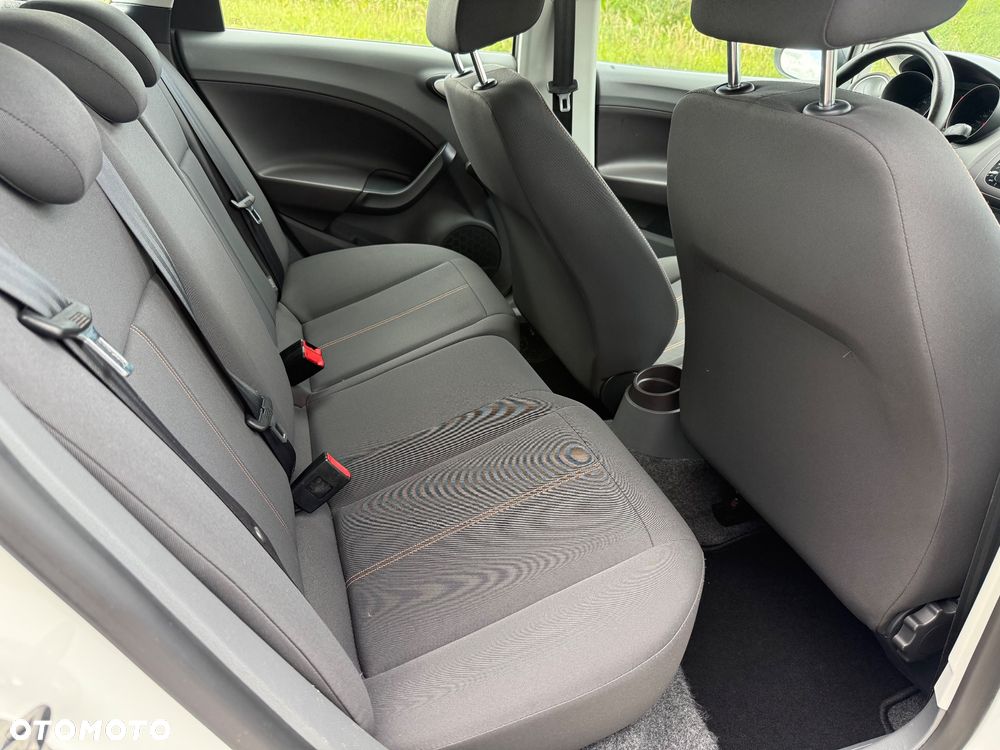 Seat Ibiza 1.4 16V Reference - 17