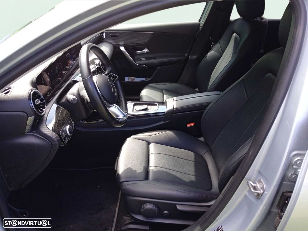 Mercedes-Benz A 200 - 20