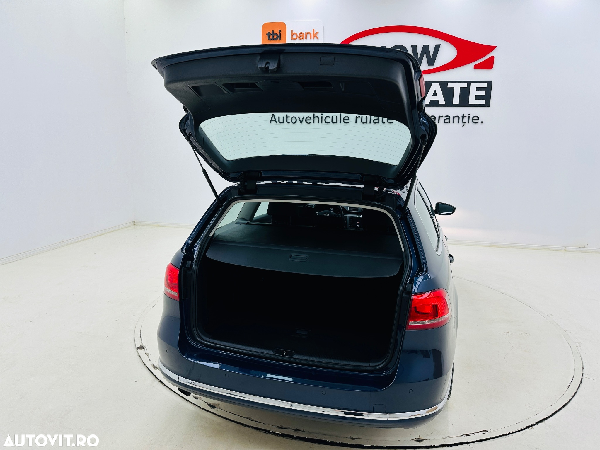 Volkswagen Passat Variant 1.6 TDI BlueMotion Technology Comfortline - 28