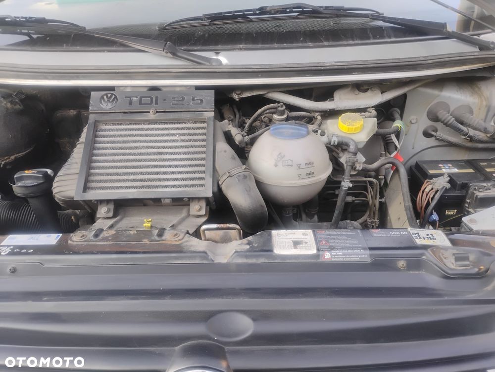 Volkswagen Transporter - 3