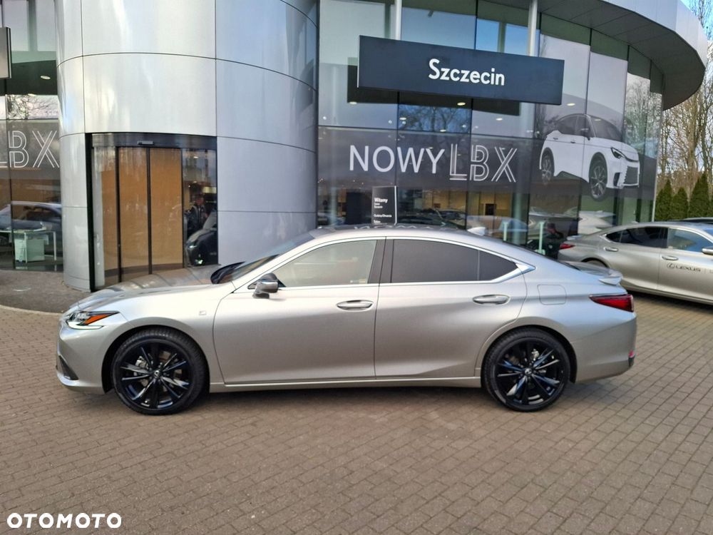 Lexus ES 300h F Sport Edition - 2