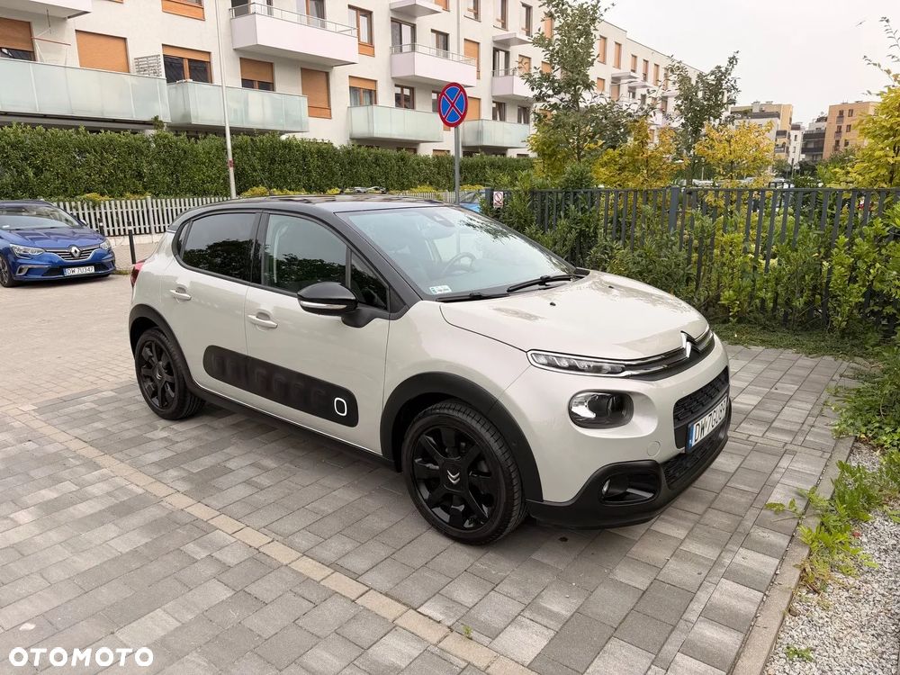 Citroën C3 1.2 PureTech Shine EAT6 - 1