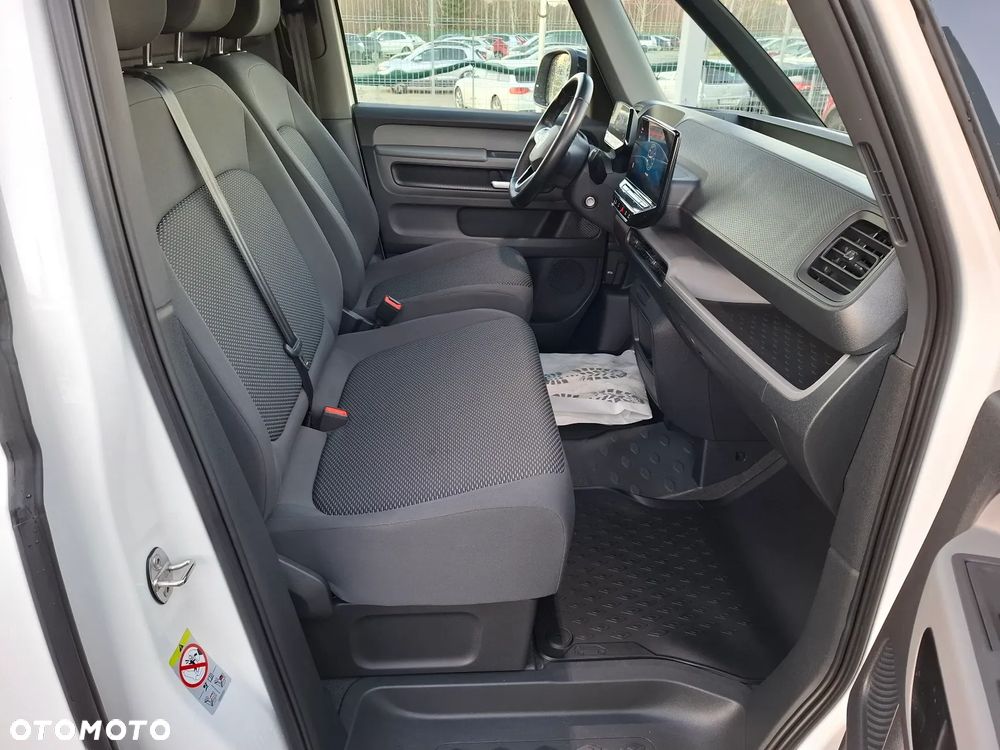 Volkswagen ID.BUZZ - 10