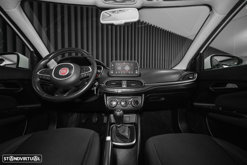 Fiat Tipo Station Wagon 1.3 M-Jet Lounge - 13