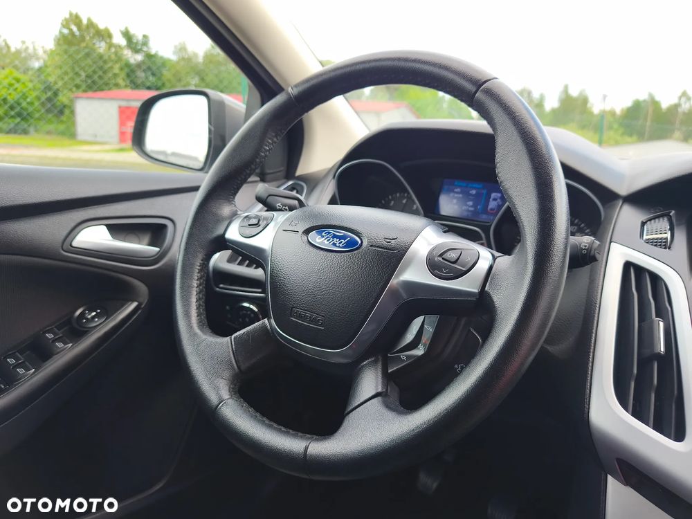 Ford Focus 1.0 EcoBoost Start-Stopp-System Titanium - 26