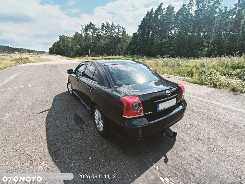 Toyota Avensis 2.0 D-4D Sol - 5