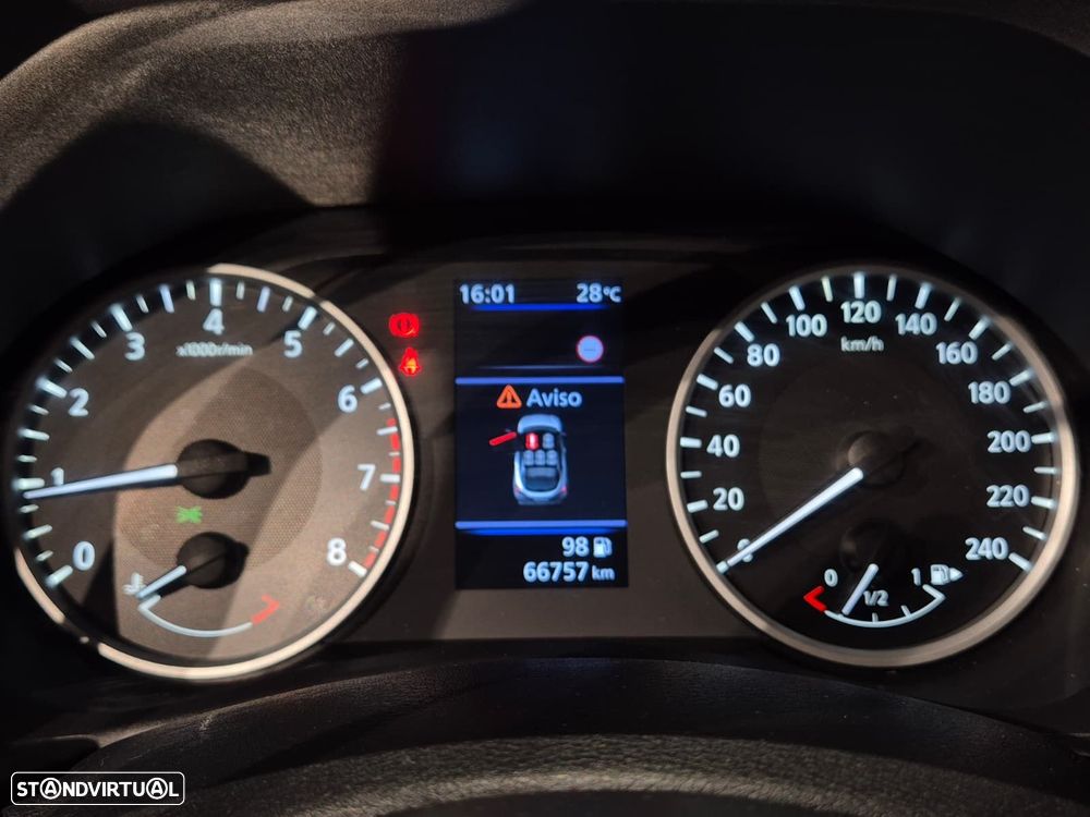 Nissan Juke 1.0 DIG-T N-Connecta - 11