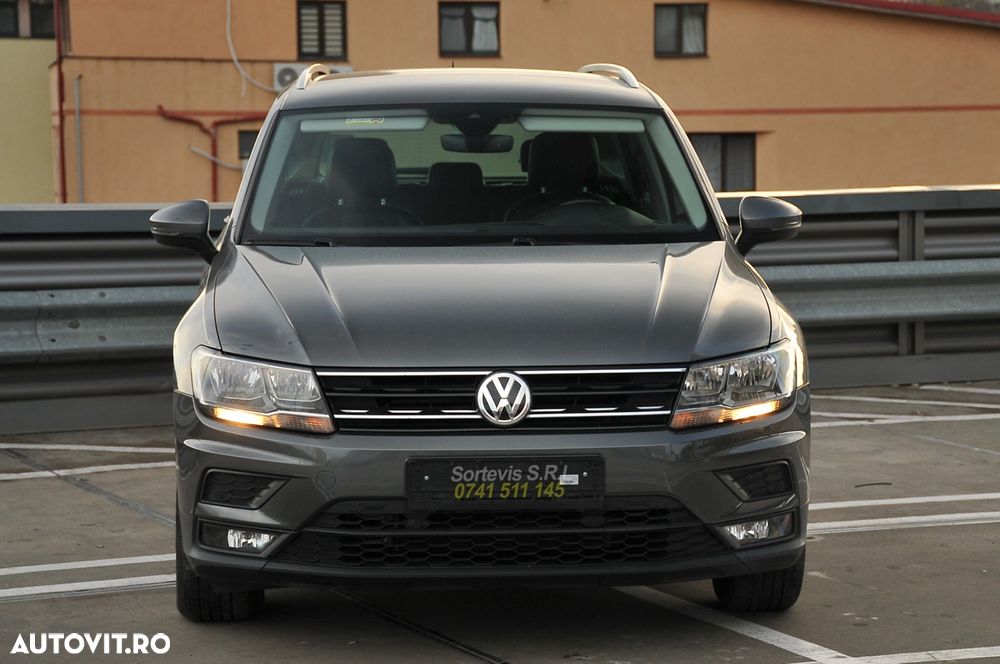 Volkswagen Tiguan - 2