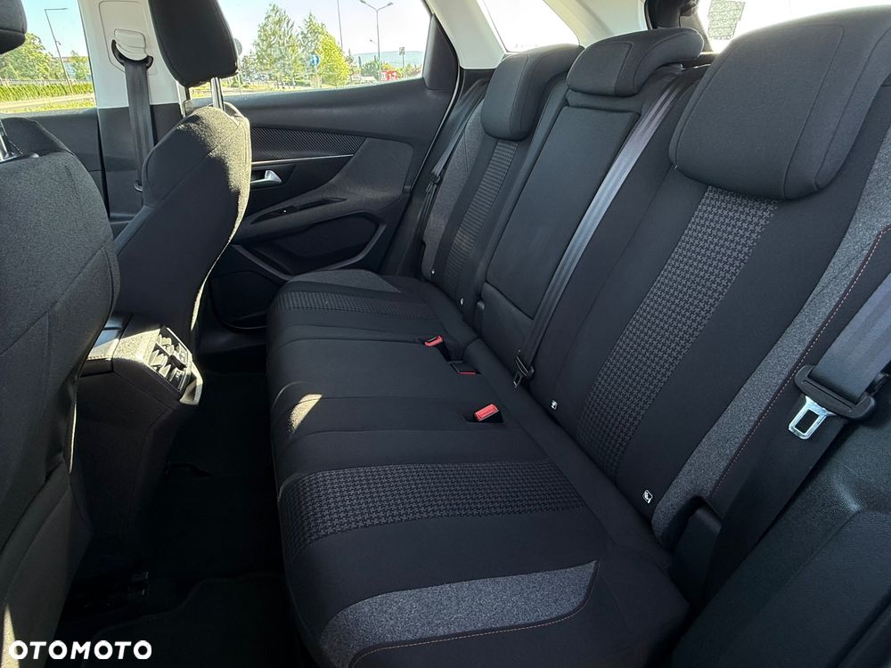 Peugeot 3008 BlueHDi 130 Stop & Start Active Business-Paket - 30