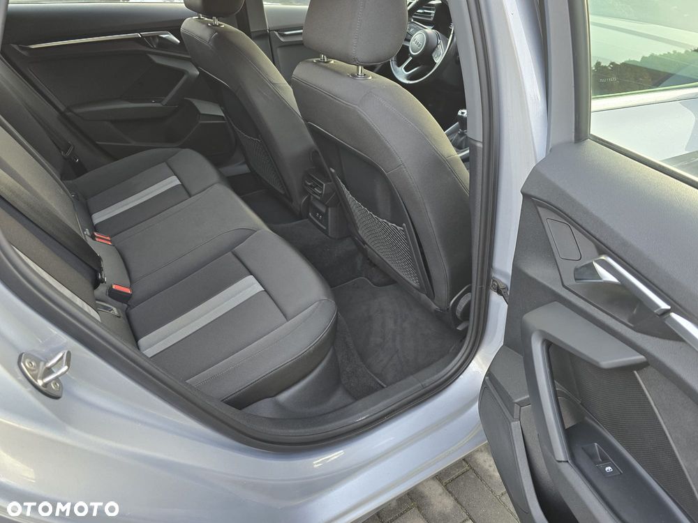 Audi A3 Sportback 30 TDI - 16