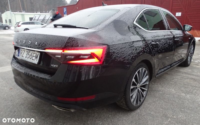 Skoda Superb 2.0 TSI 4x4 Style DSG - 3