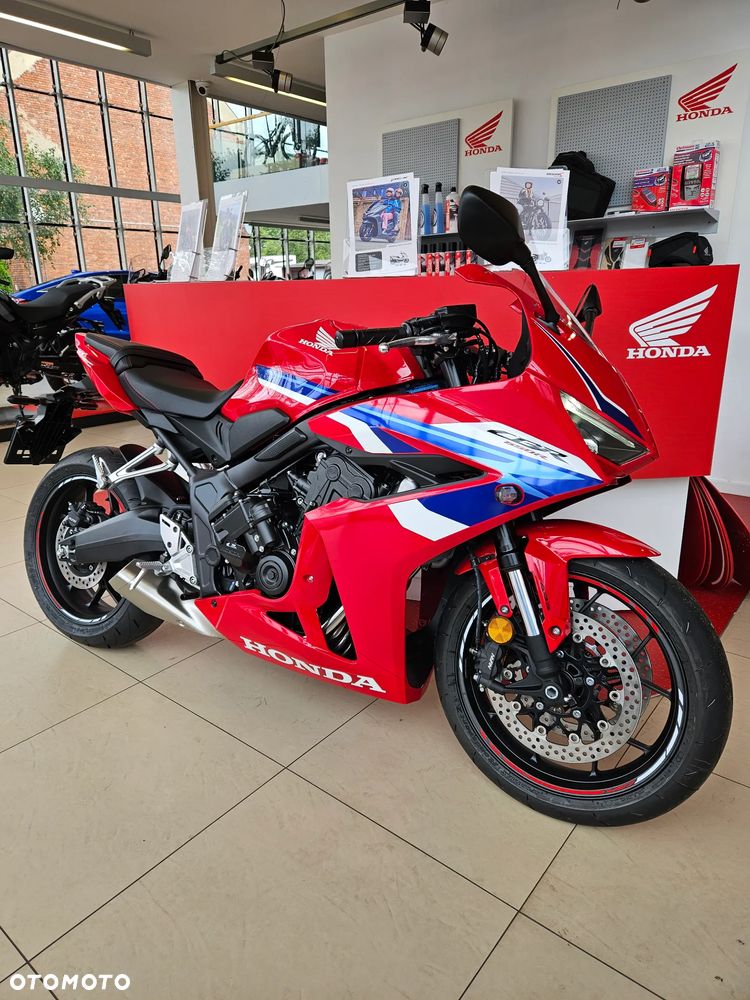 Honda CBR - 6