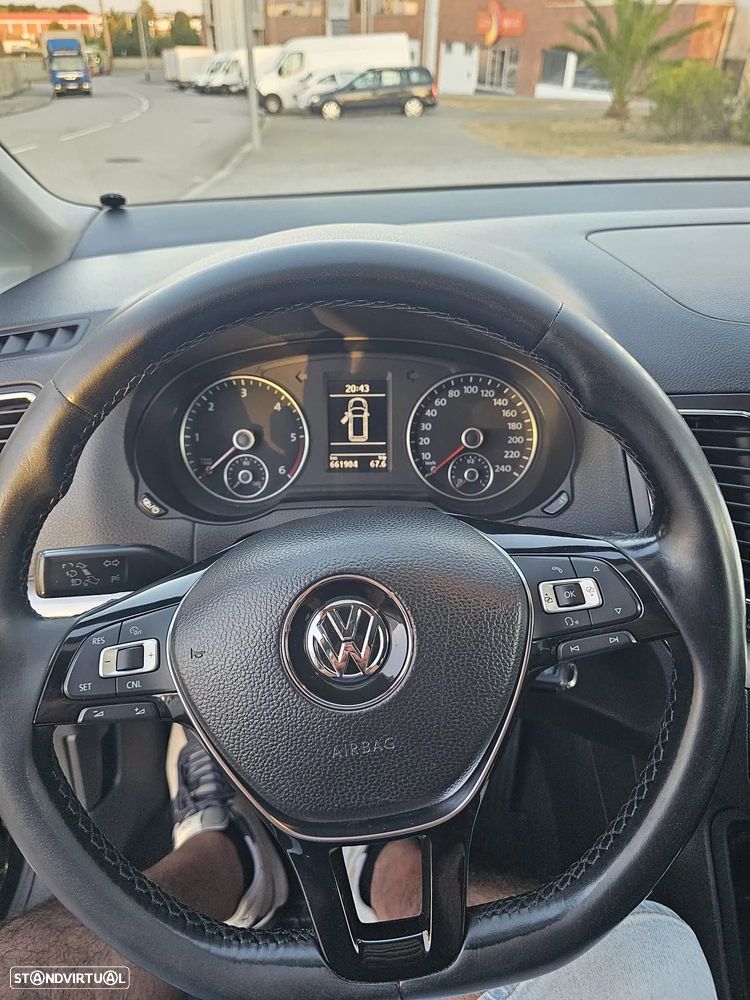 VW Sharan - 30