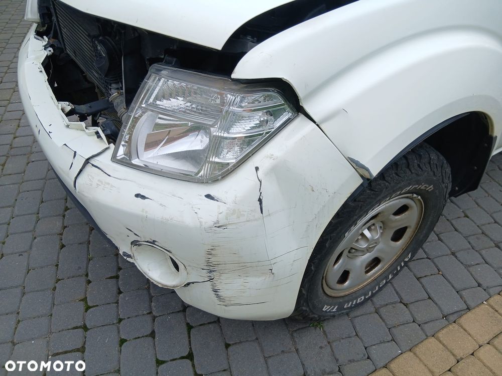 Nissan Navara 2.5 D FE Long - 10