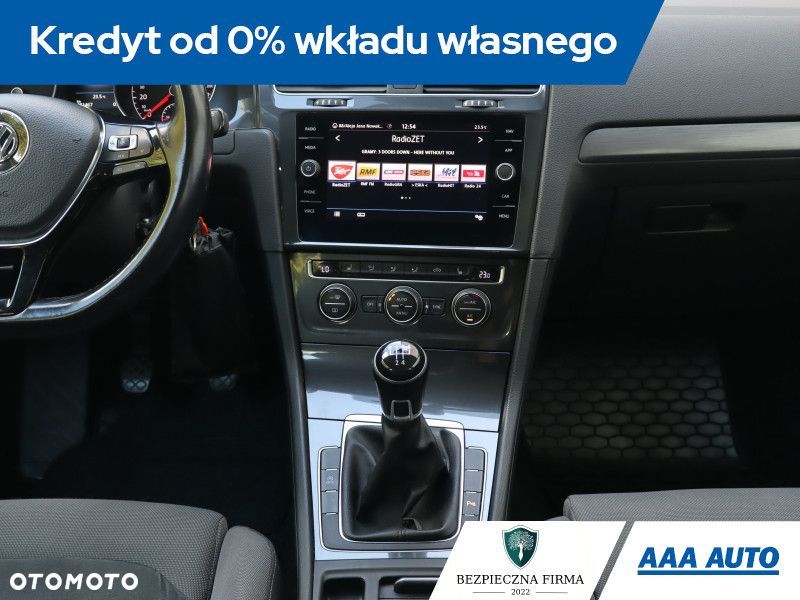 Volkswagen Golf - 13