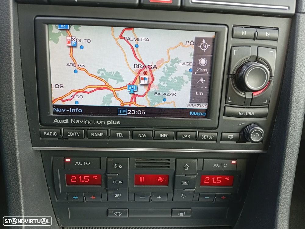 Audi A4 2.0 TDI S-line - 19