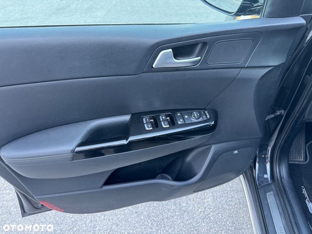 Kia Sportage 1.6 T-GDI AWD DCT GT LINE - 24