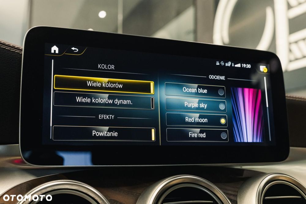 Mercedes-Benz GLC 300 e 4-Matic - 21
