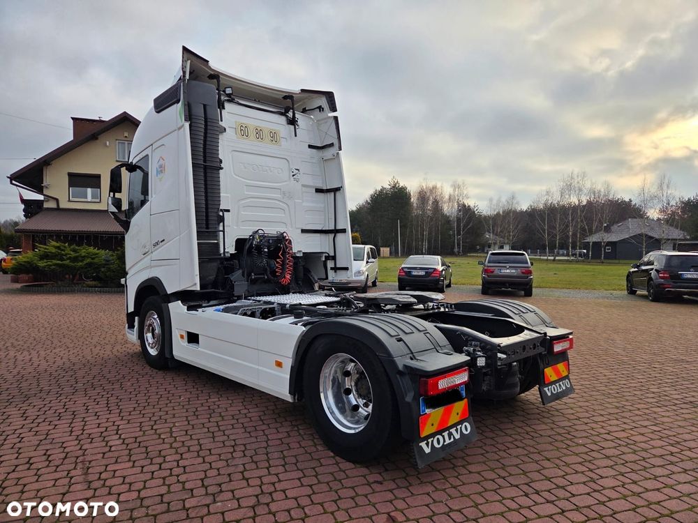 Volvo FH 500 *GLOBETROTTER* RETARDER* KLIMA POSTOJOWA* NAVI* LODÓWKA* KOŁA 315/70* ACC* Z FRANCJI - 4