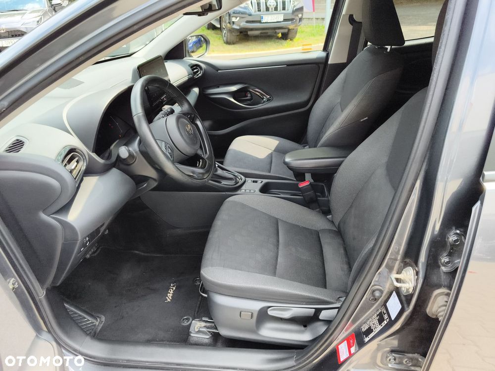 Toyota Yaris Hybrid 1.5 Style - 16