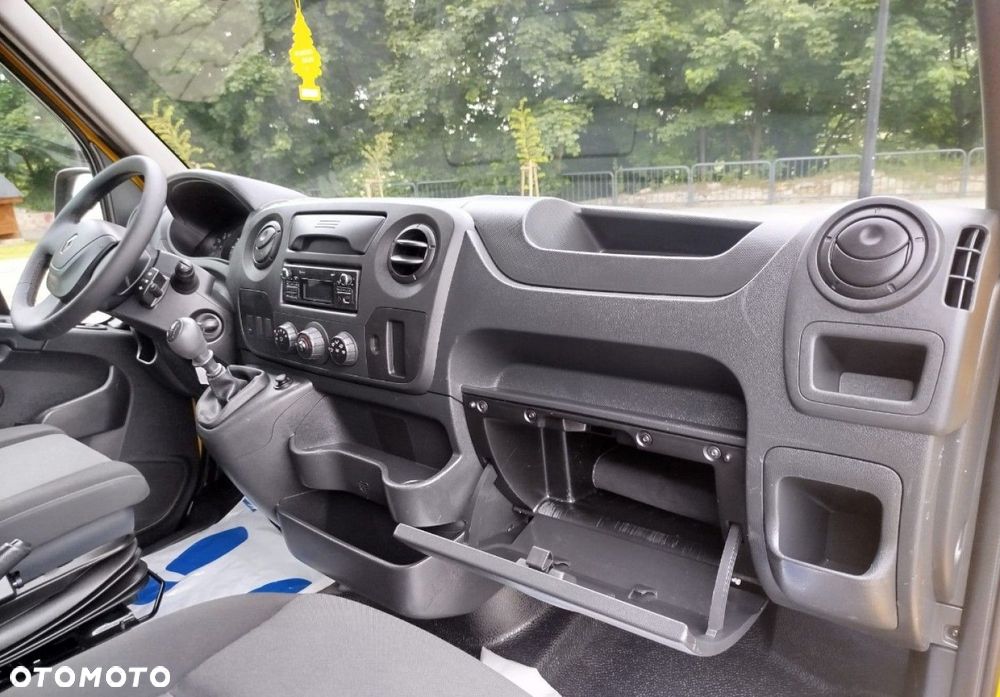 Renault Master - 25