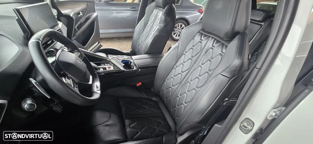Peugeot 3008 1.6 Hybrid4 GT Pack e-EAT8 - 23