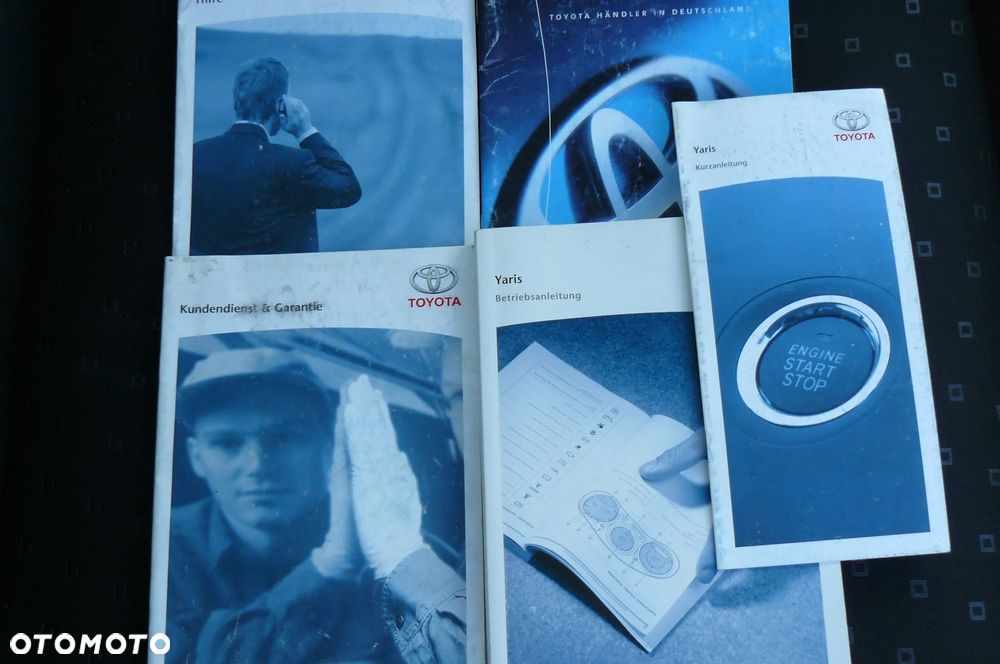 Toyota Yaris - 32