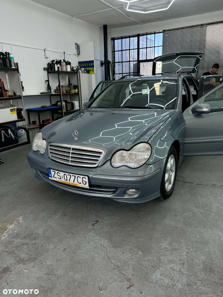 Mercedes-Benz Klasa C - 2