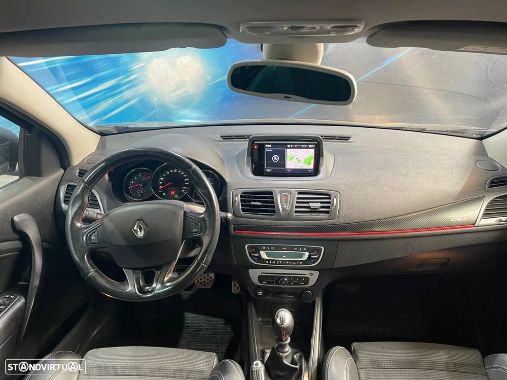 Renault Mégane Sport Tourer 1.5 dCi GT Line SS - 29