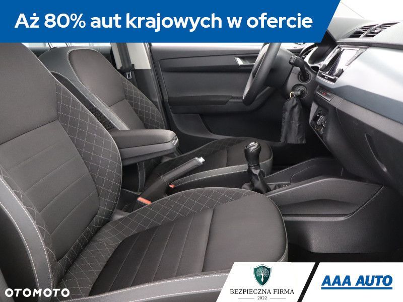 Skoda Fabia - 11