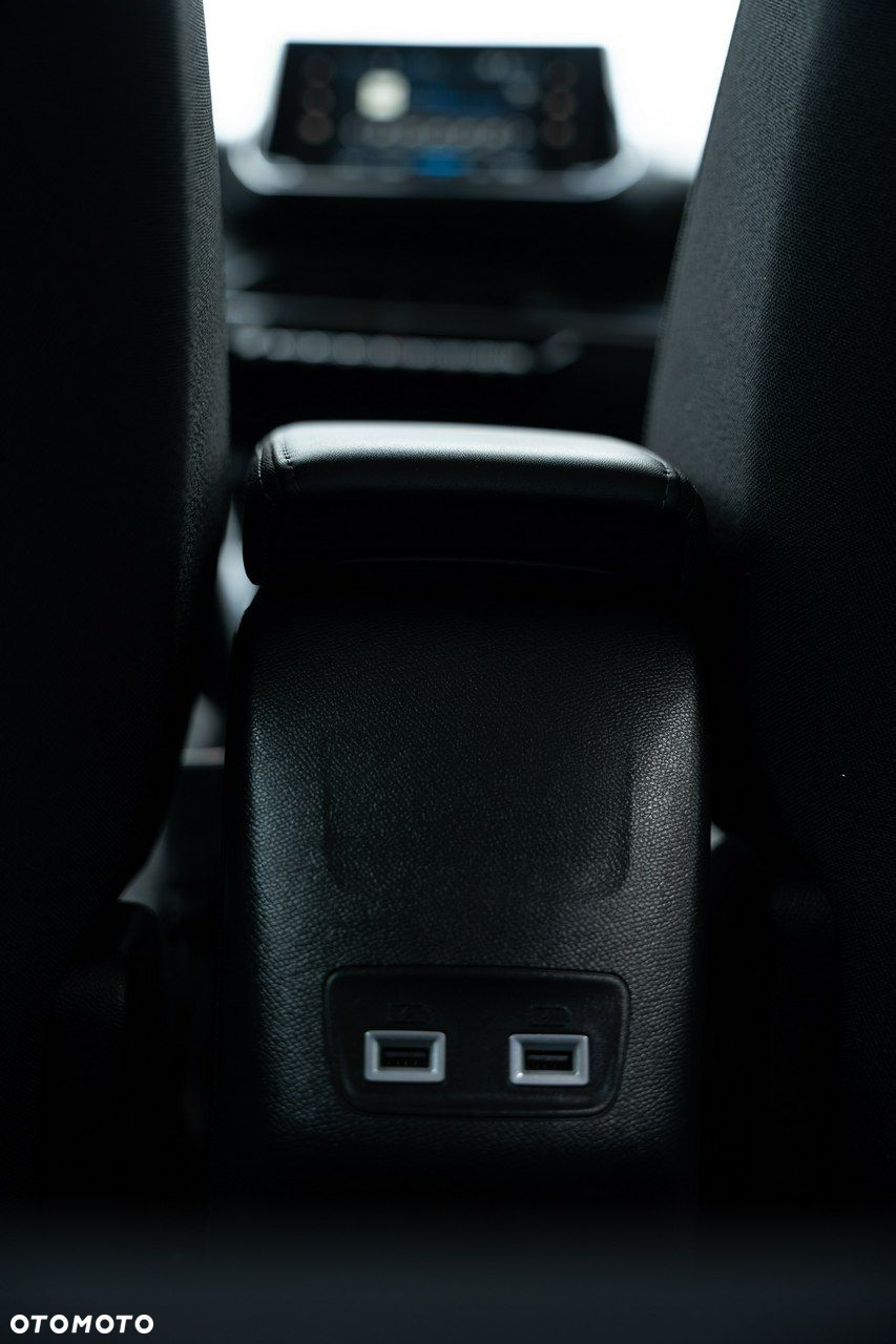 Peugeot 2008 - 30