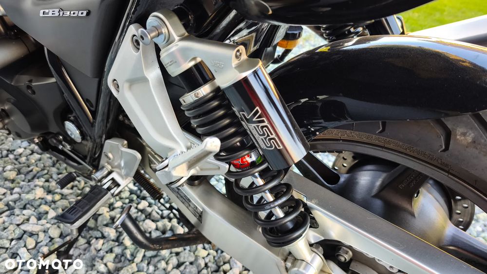Honda CB - 21