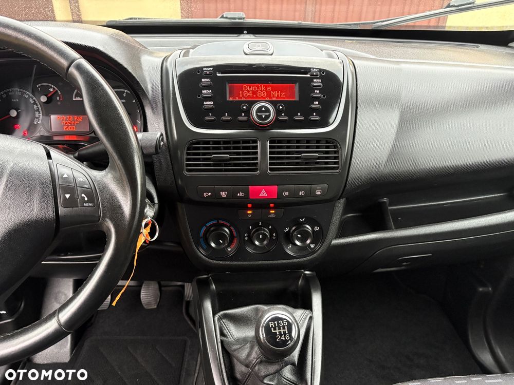 Opel Combo - 37