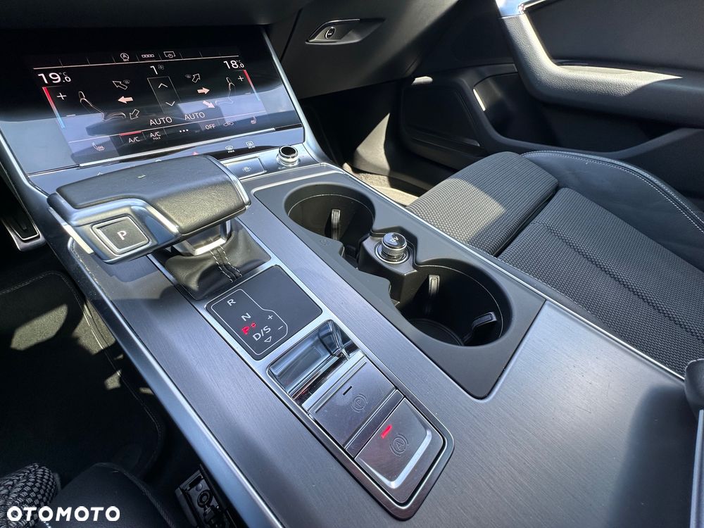 Audi A6 Avant - 33