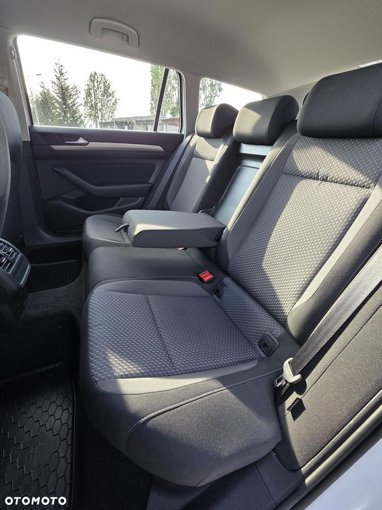 Volkswagen Passat 1.5 TSI EVO Essence DSG - 14