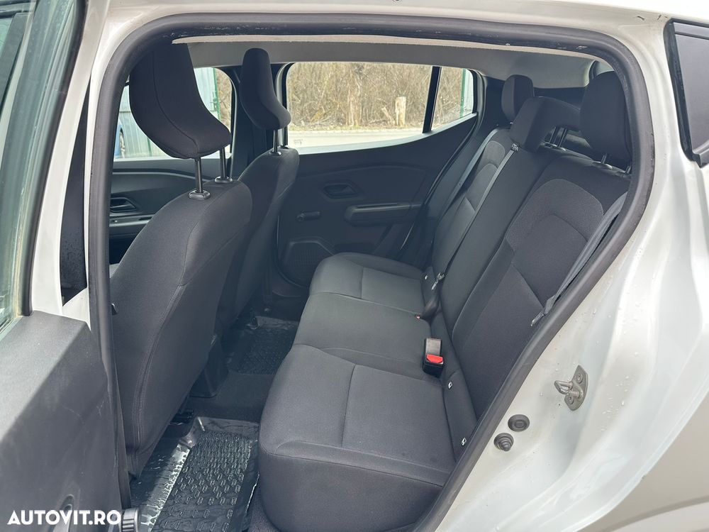 Dacia Sandero - 11