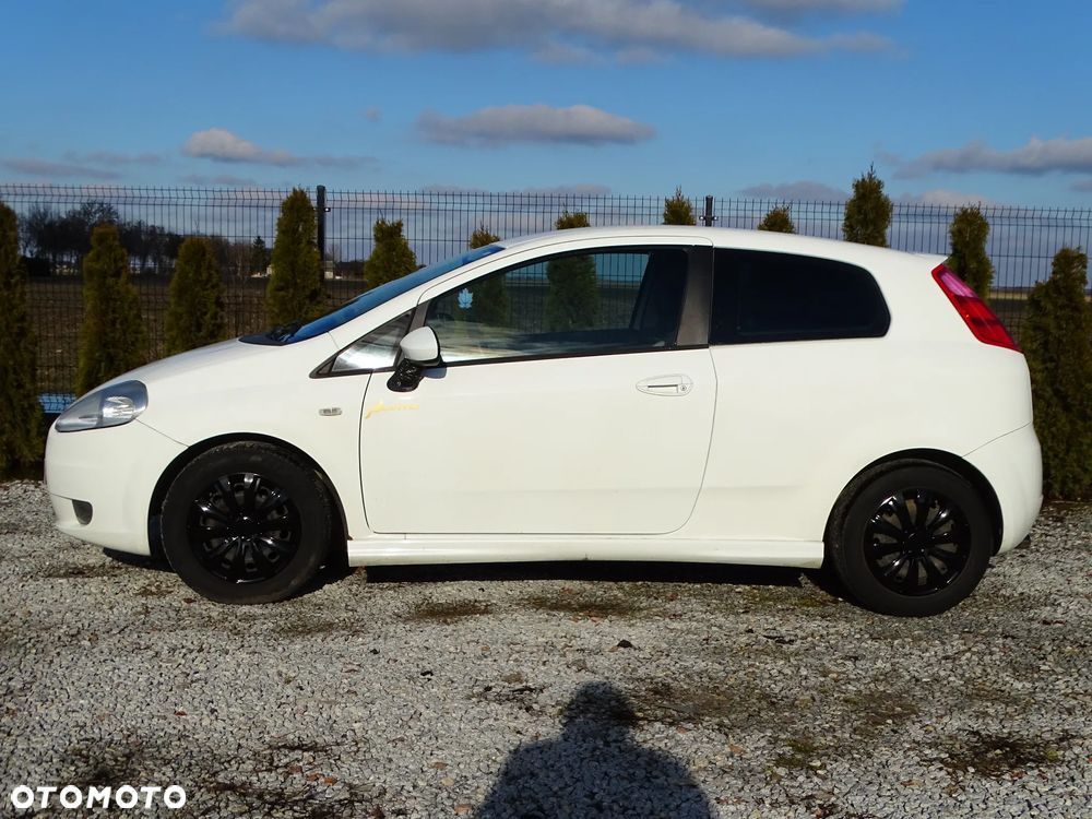 Fiat Grande Punto - 10