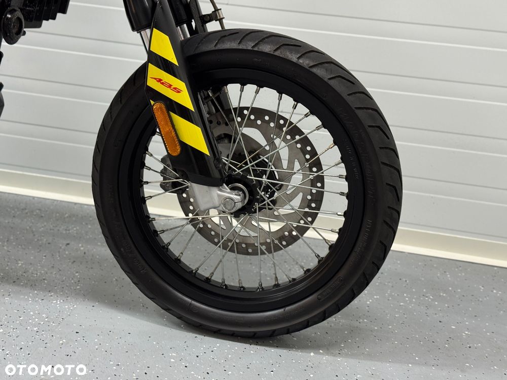 Aprilia SX - 8