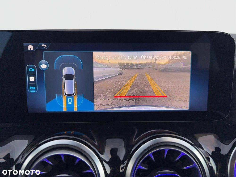 Mercedes-Benz GLA 200 AMG Line - 17