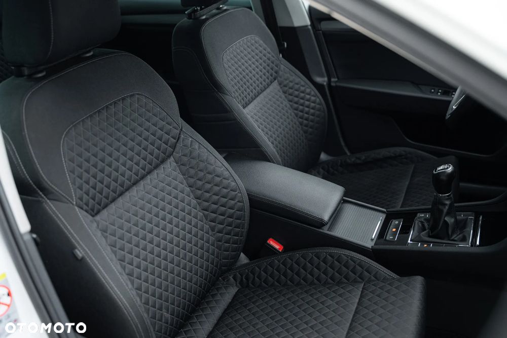 Skoda Superb 2.0 TDI Style - 16