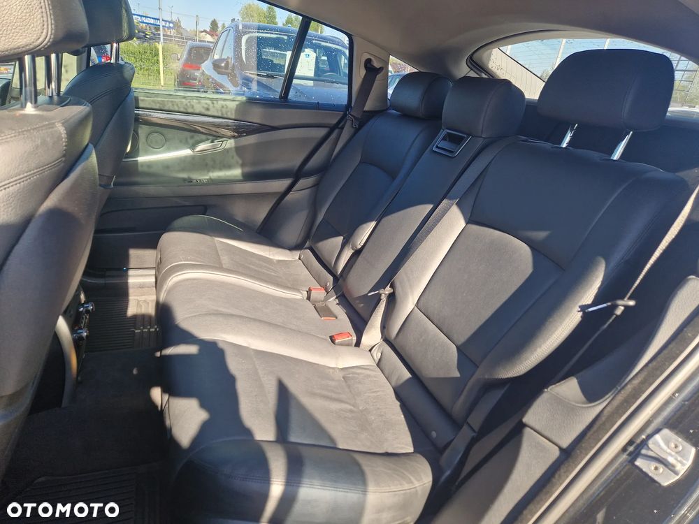 BMW Seria 5 - 28