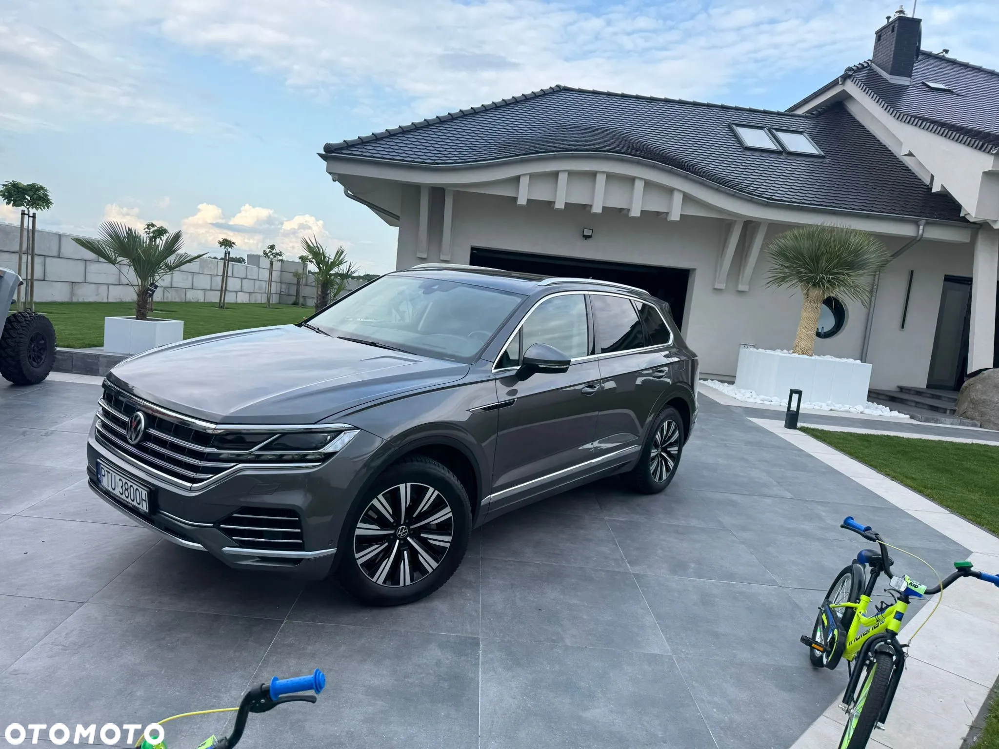 Volkswagen Touareg - 11